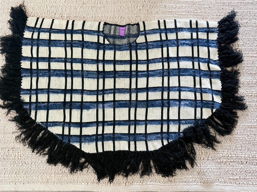 Womens Plaid Fringe Poncho Cape Size Large Blue Black Cream Knit Sweater Wrap